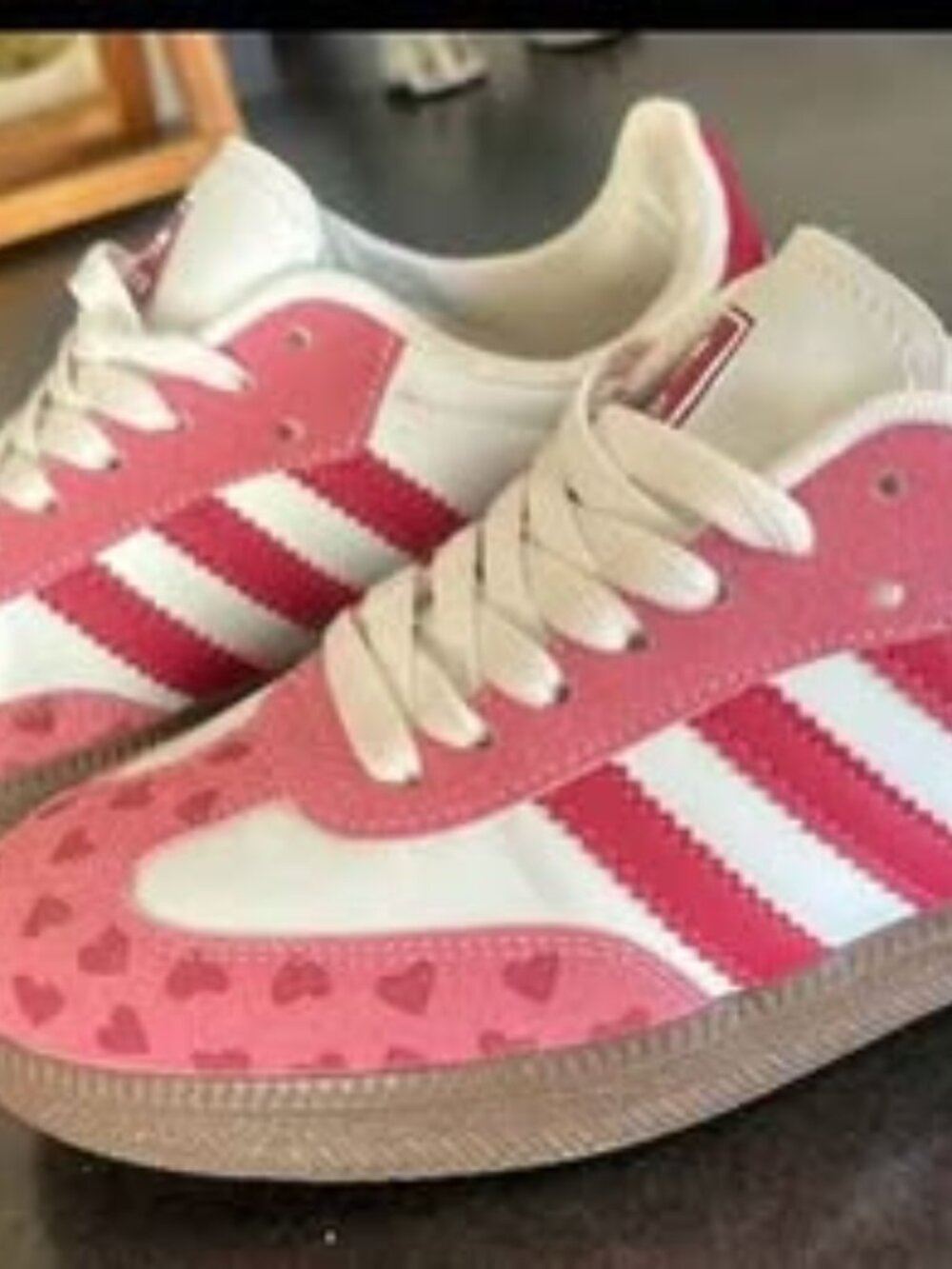 NOT Authentic ADIDIAS Tic Tok Sneakers Size 6.5 but fits like a 7
